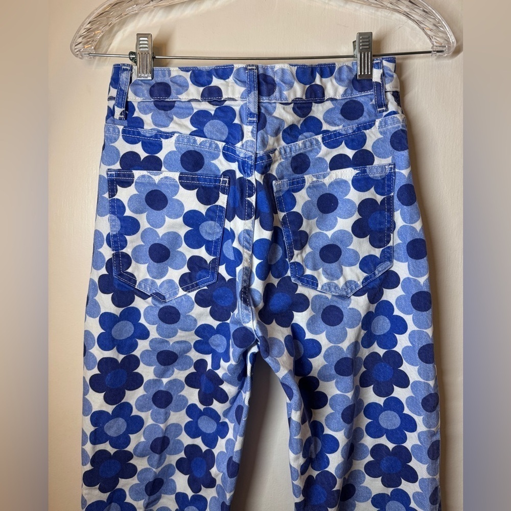 Zara Women’s Floral Blue White High Rise Straight Leg Button Fly Cotton Jeans 2 - Picture 9 of 13